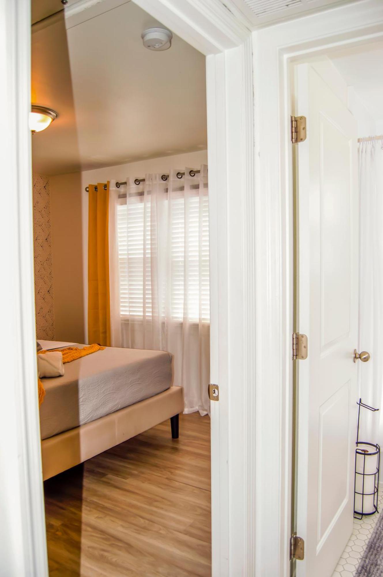 Cozy Condo, Minutes From Broadwy, Sleeps 5 Nashville Ngoại thất bức ảnh